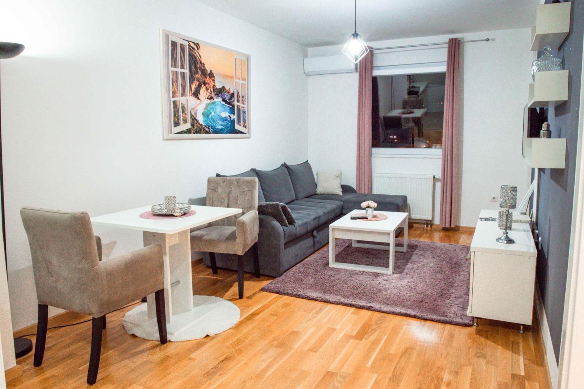 Apartman Royal 2 ドボイ エクステリア 写真